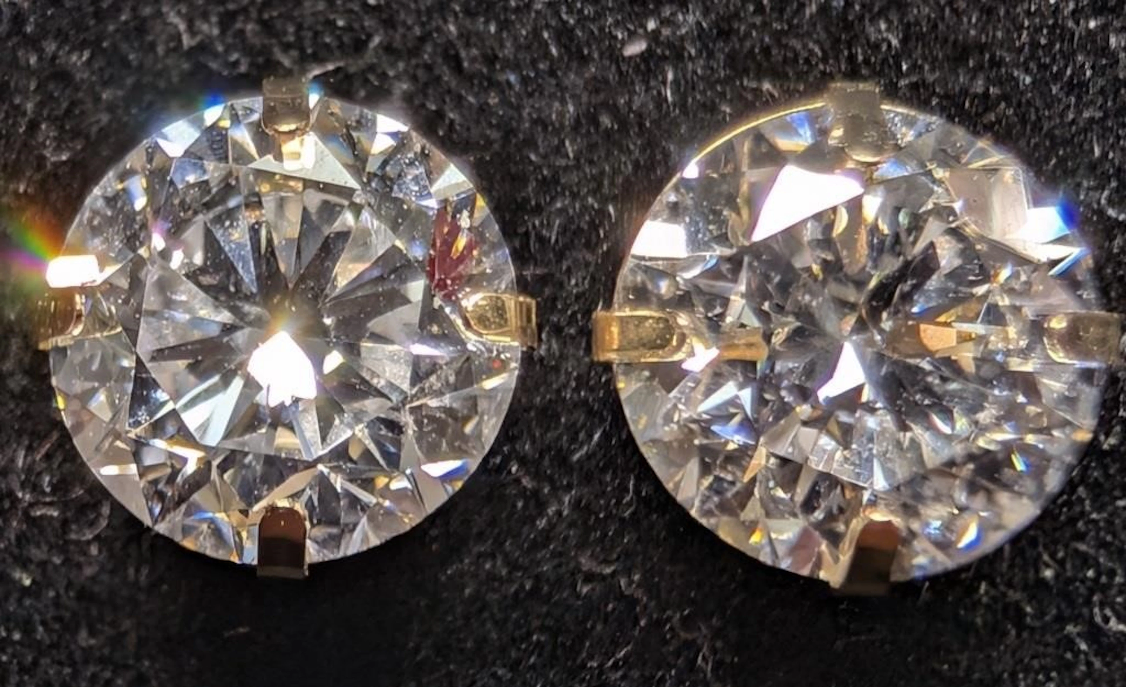 $2850, 14k(0.7g), lab diamond (1.98ct)earing, appr