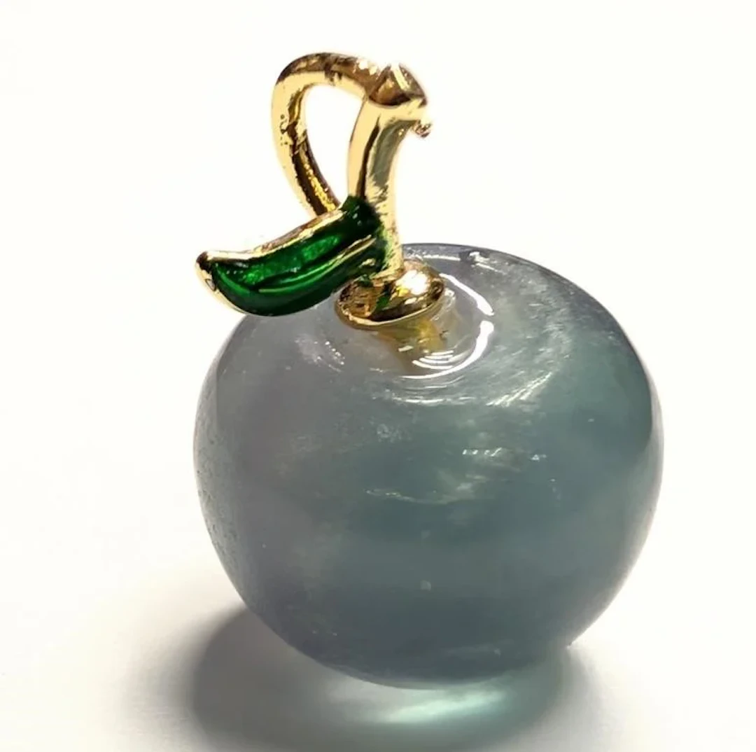 $100, fluorite apple pendant, retail value $100