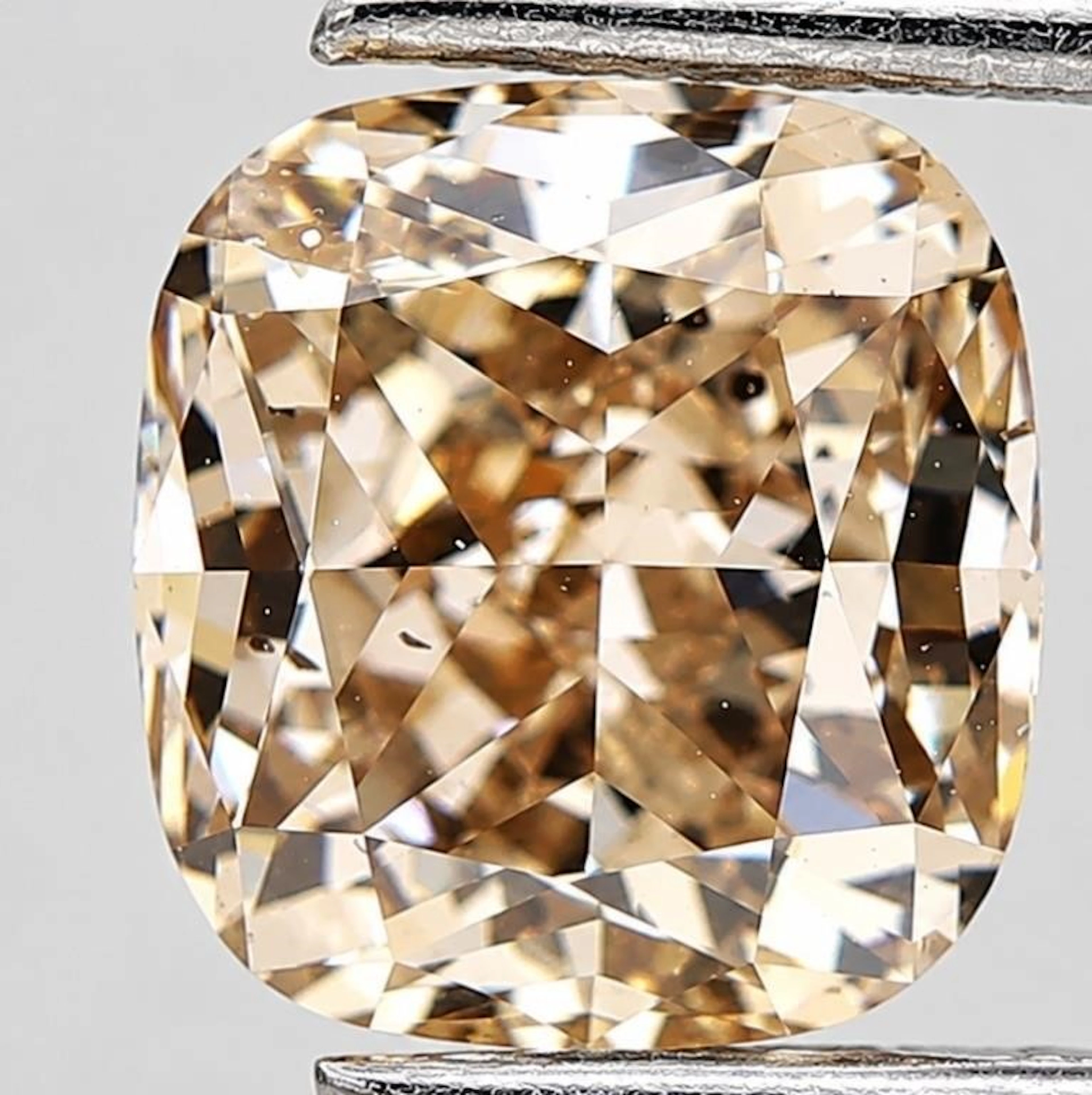 $3529* GIA Certified, natural diamond 0.98ct.CUSHI