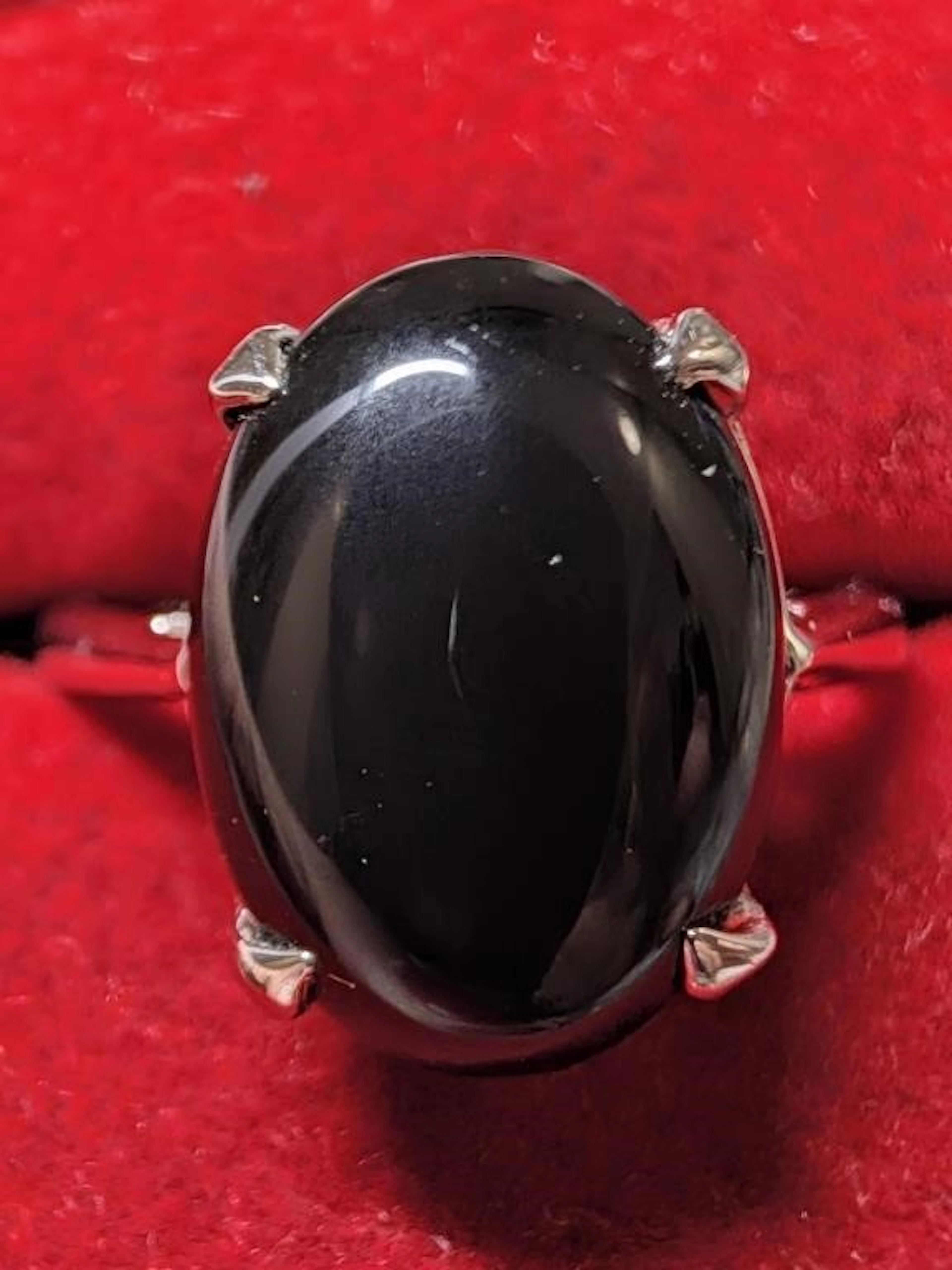 $75, Silver(2.89g), Black onyxRing, size 7, apprai