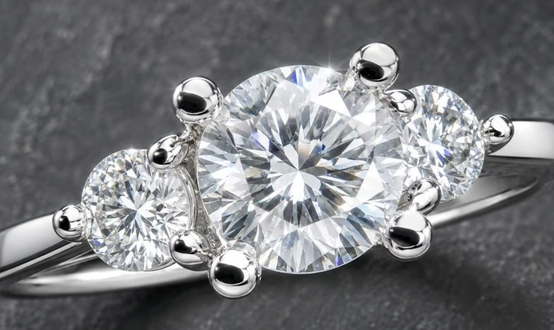 $7050, 14k(4.68g), natural diamond (0.56+0.36ct)r