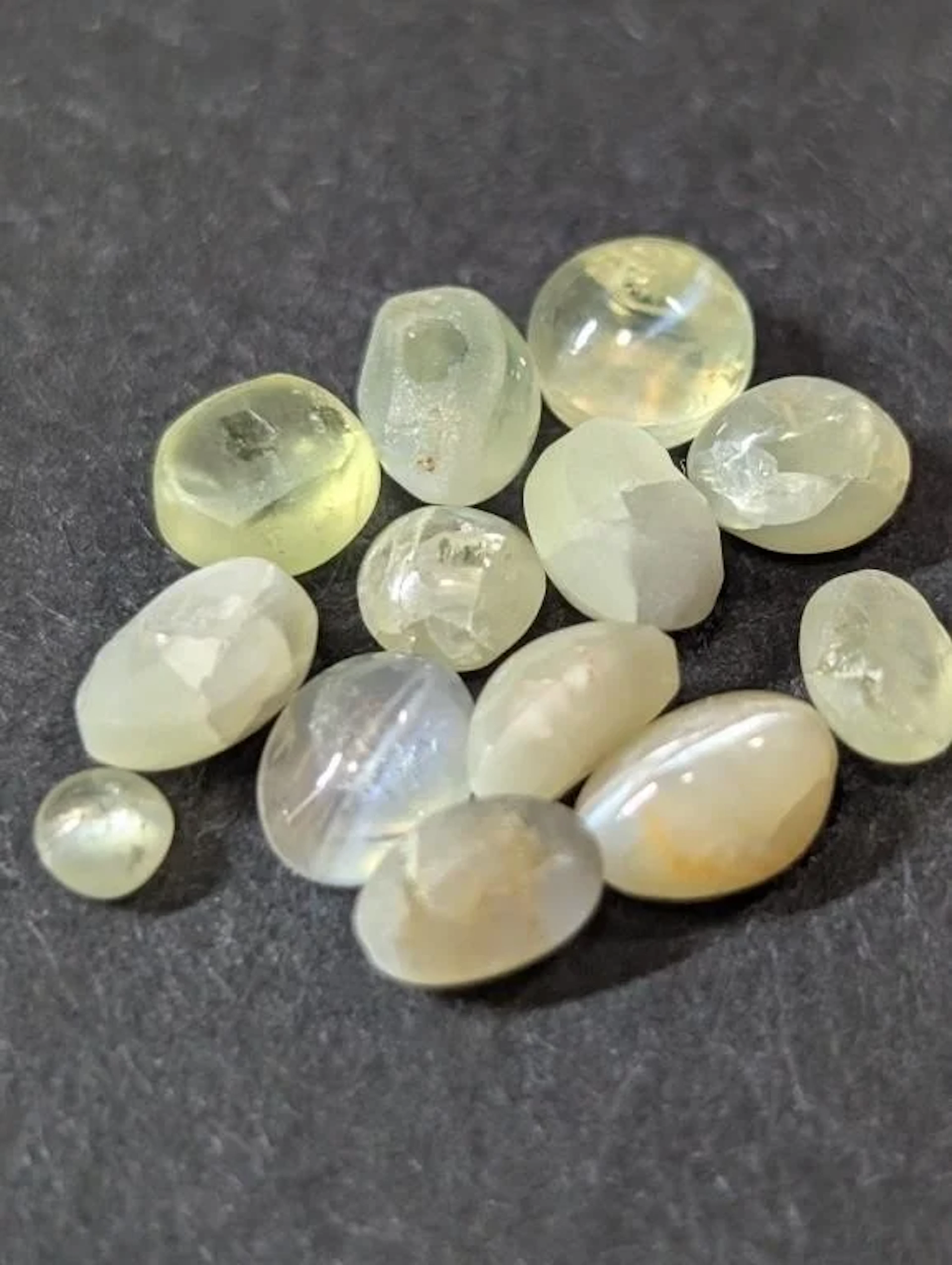 $200, Genuine Cat's Eye (9ct)Gemstone, appraised/r