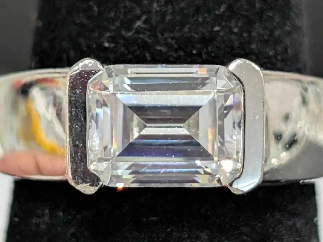 $200, Silver(7.87g), czRing, size 6.5, appraised/r