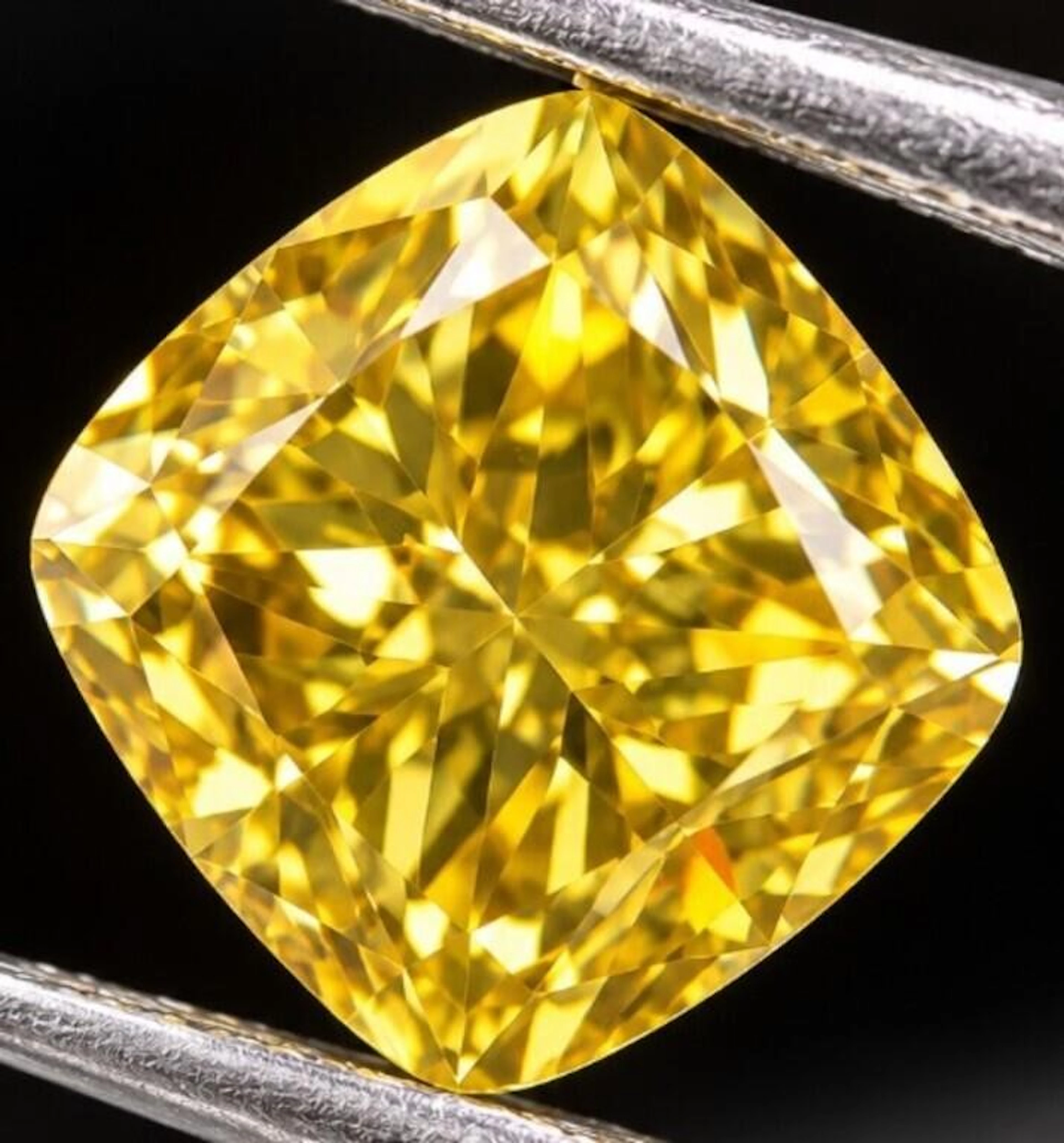 $8011* GIA Certified, natural diamond 0.89ct.Cushi