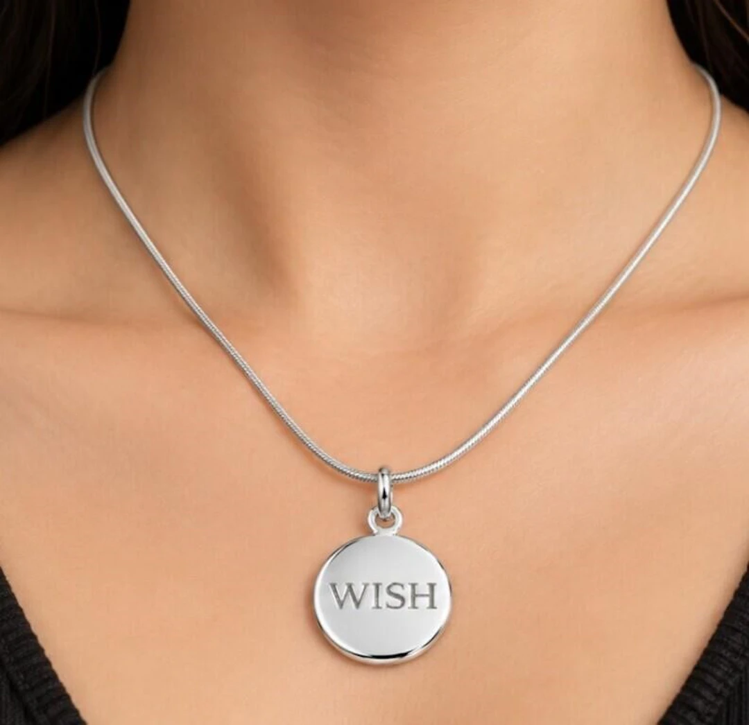 $100, silver(3g), necklace 17", retail value $100