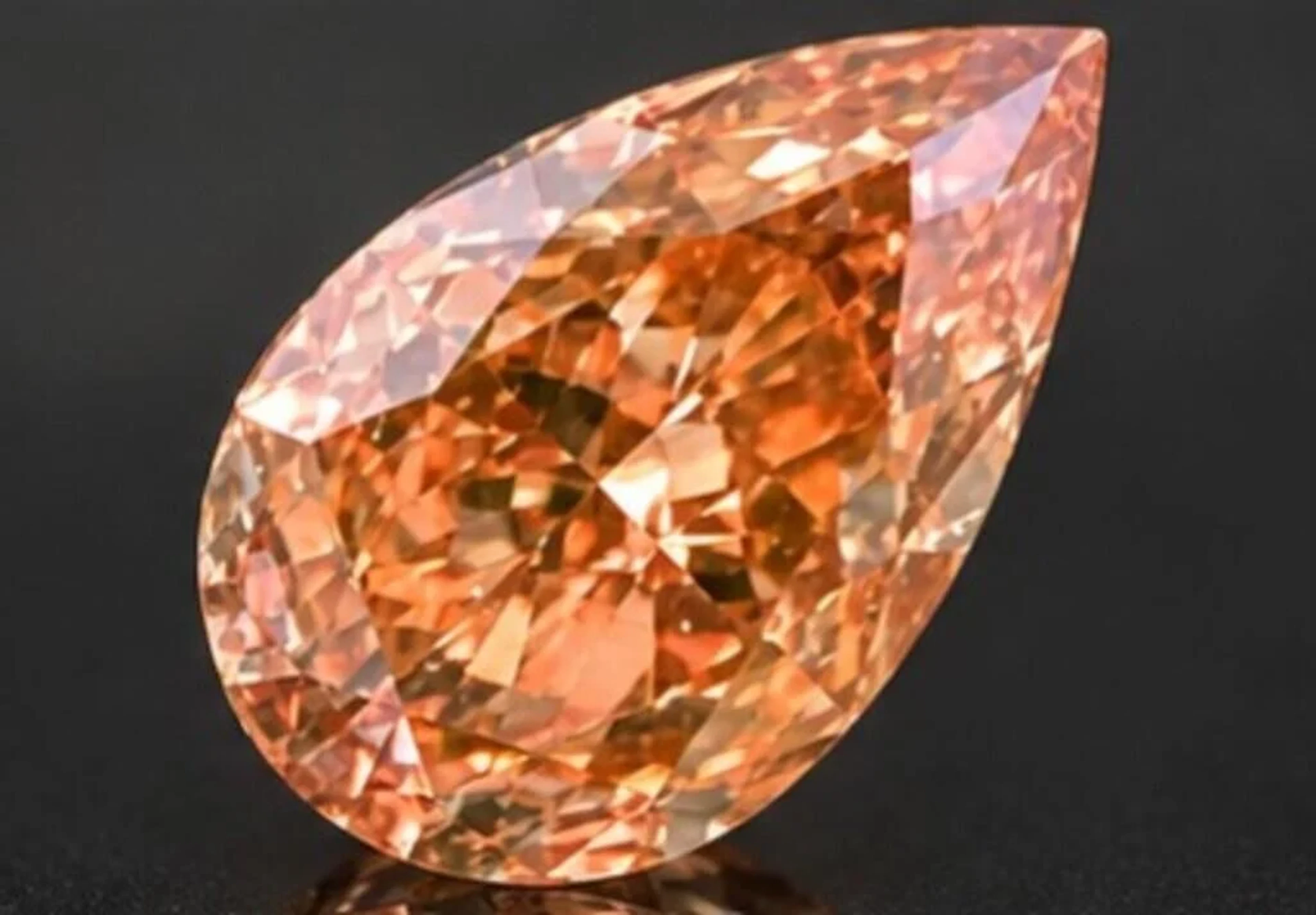 $10084* GIA Certified, natural diamond 0.4ct.PEAR