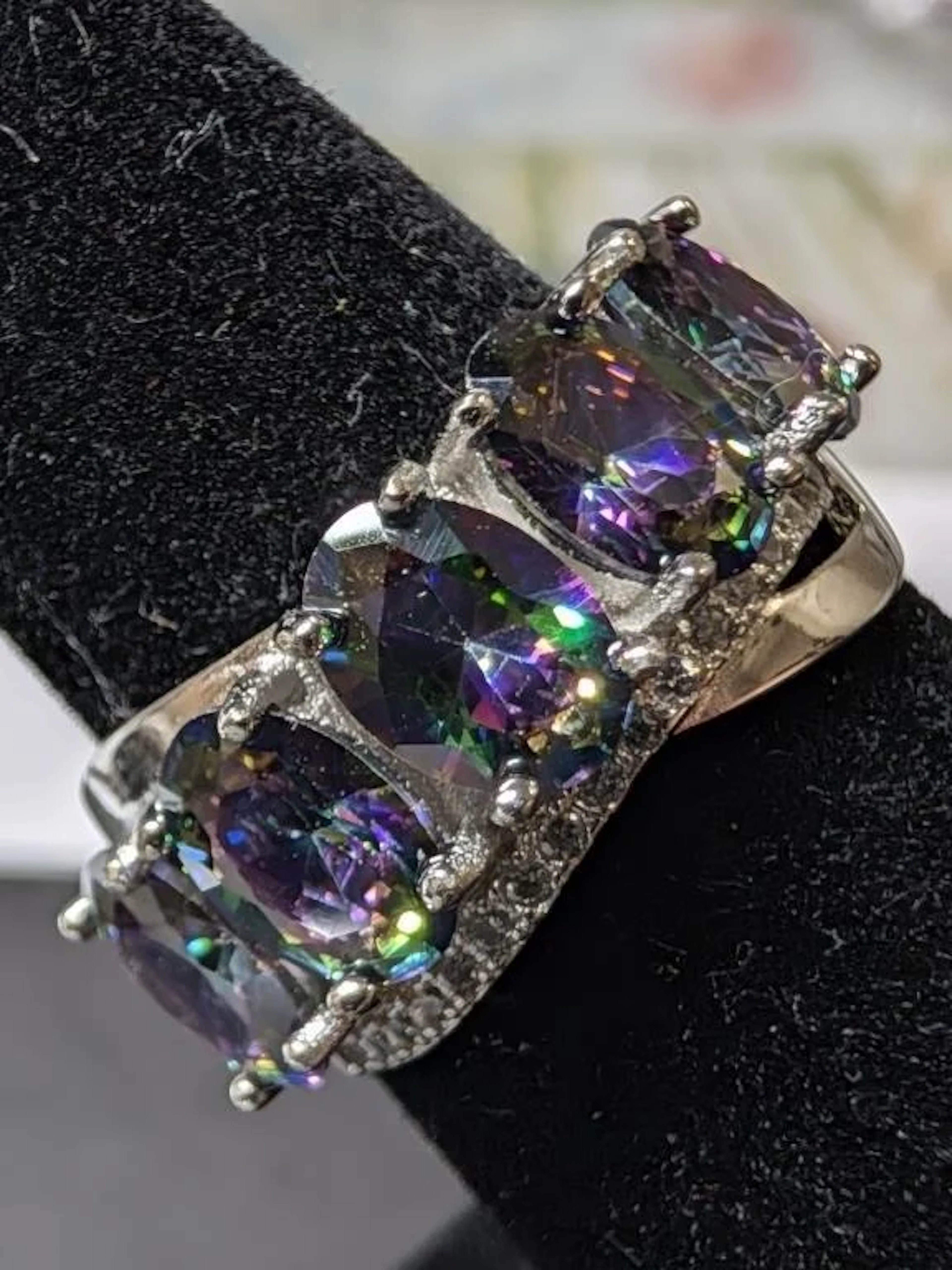 $125, Silver(4.95g), Mystic topaz (5ct)Ring, size