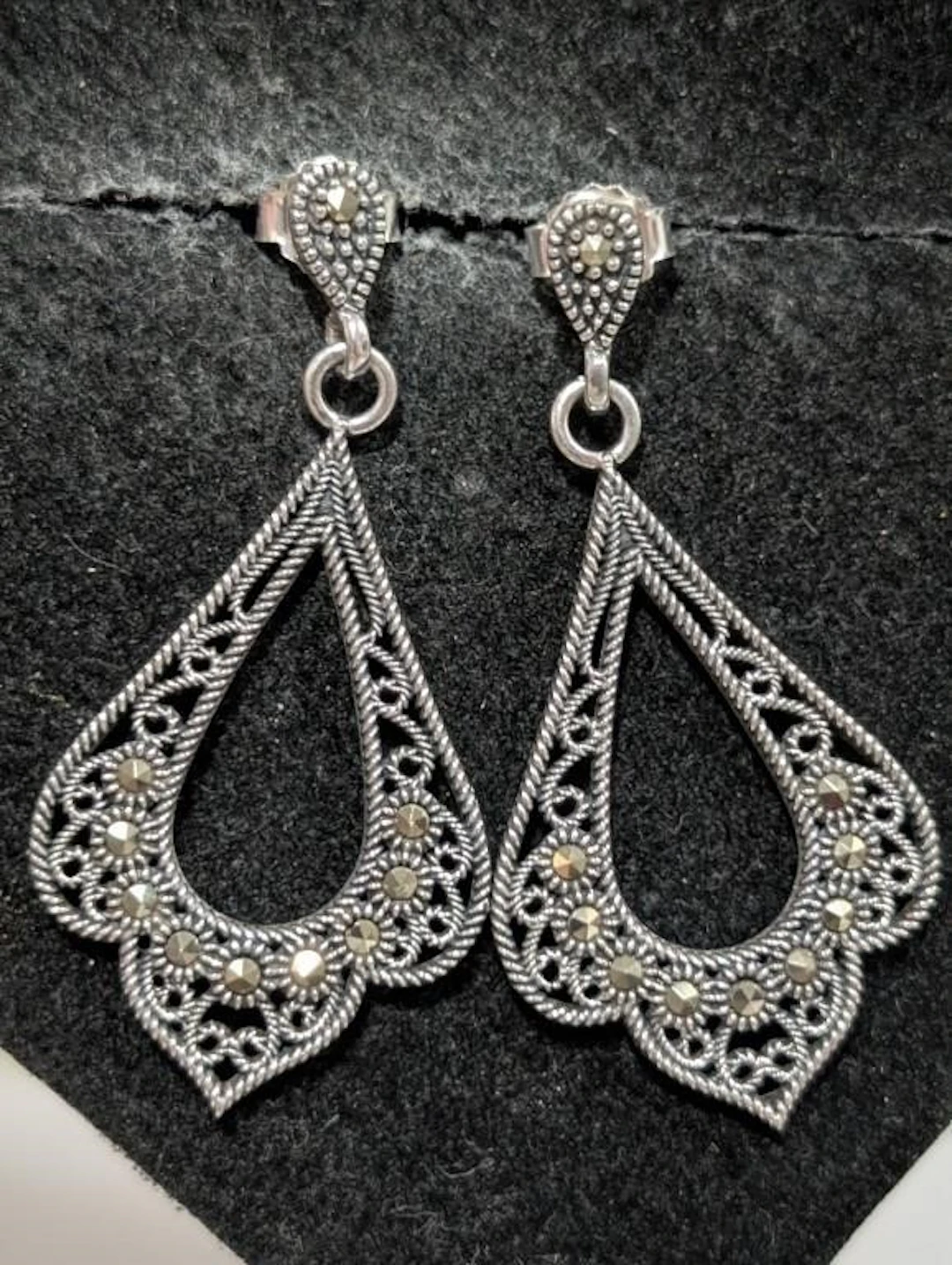 $170, Silver(6.72g), MarcasiteEarring, appraised/r