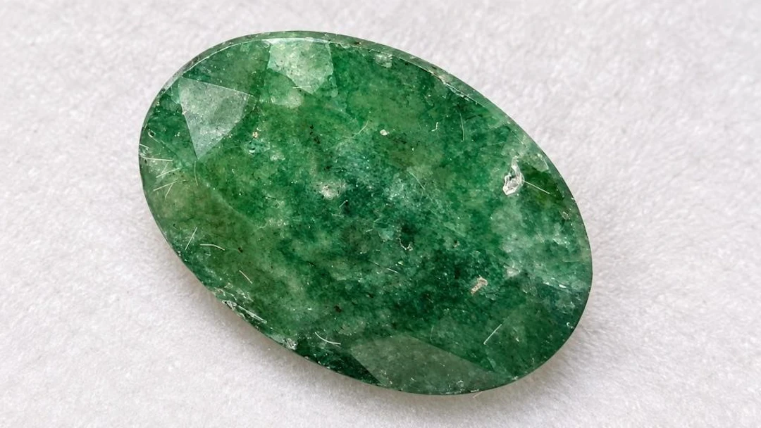 $300, Natural genuine emerald (6.5ct)gemstone, ret