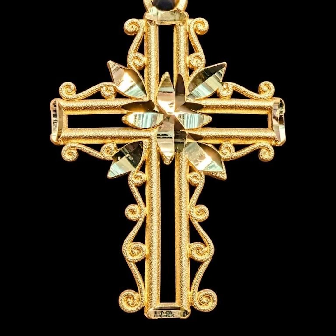 $650, 10k(0.94g), pendant, retail value $650