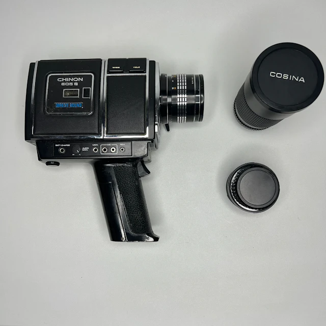 Filmkamera, Chinon 605 S Direct Sound, samt två objektiv