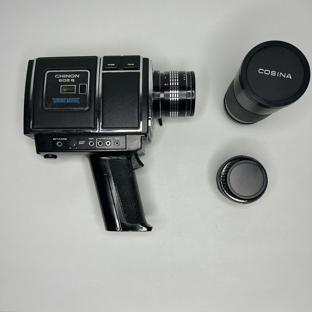 Filmkamera, Chinon 605 S Direct Sound, samt två objektiv