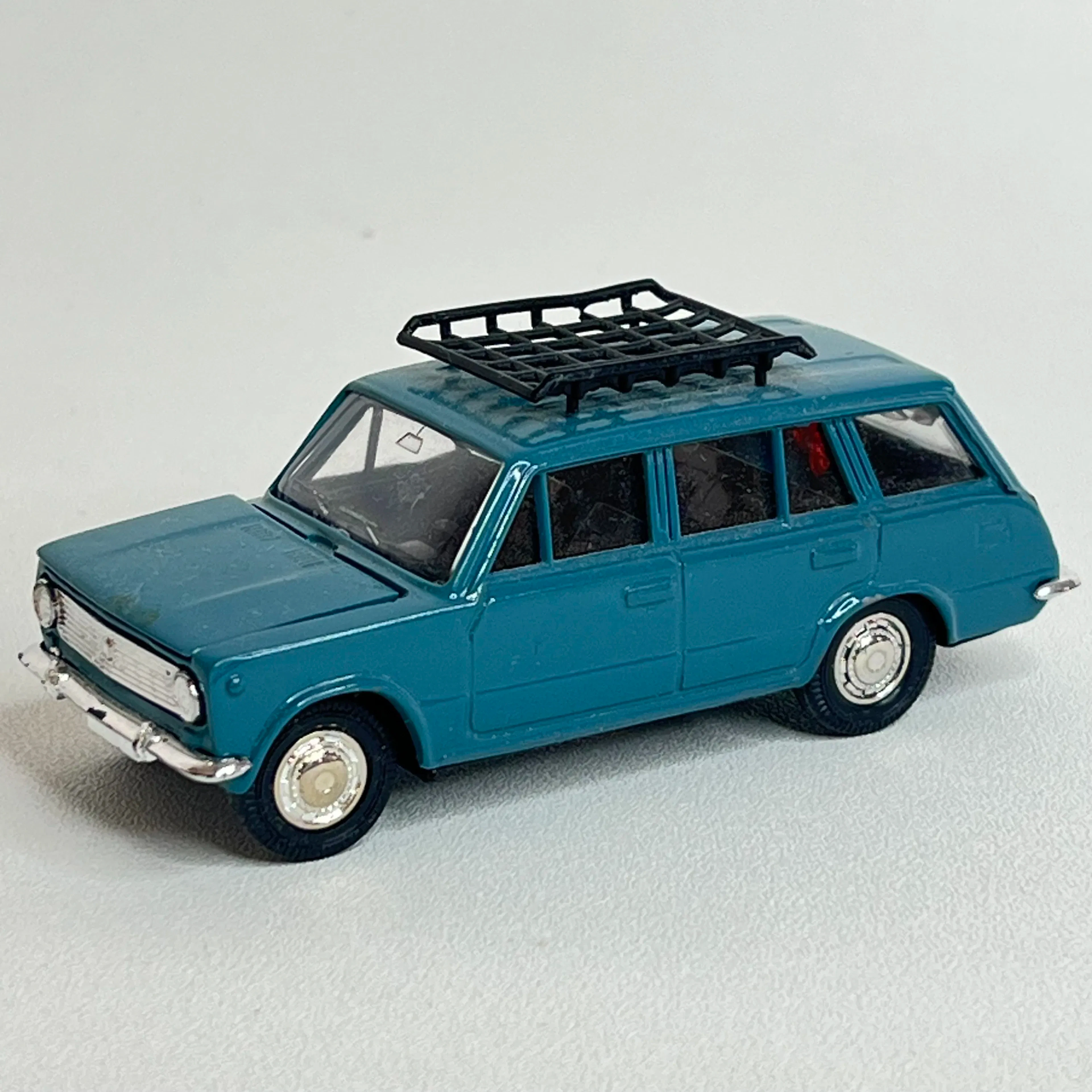 VAZ-2102 (Lada Kombi) 1:43, Klassisk Sovjetisk Metallmodell