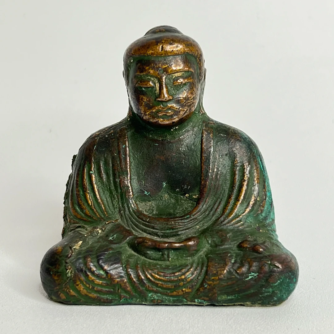 SKULPTUR, gjuten brons/kopparlegering. Buddha, troligen Ostasien
