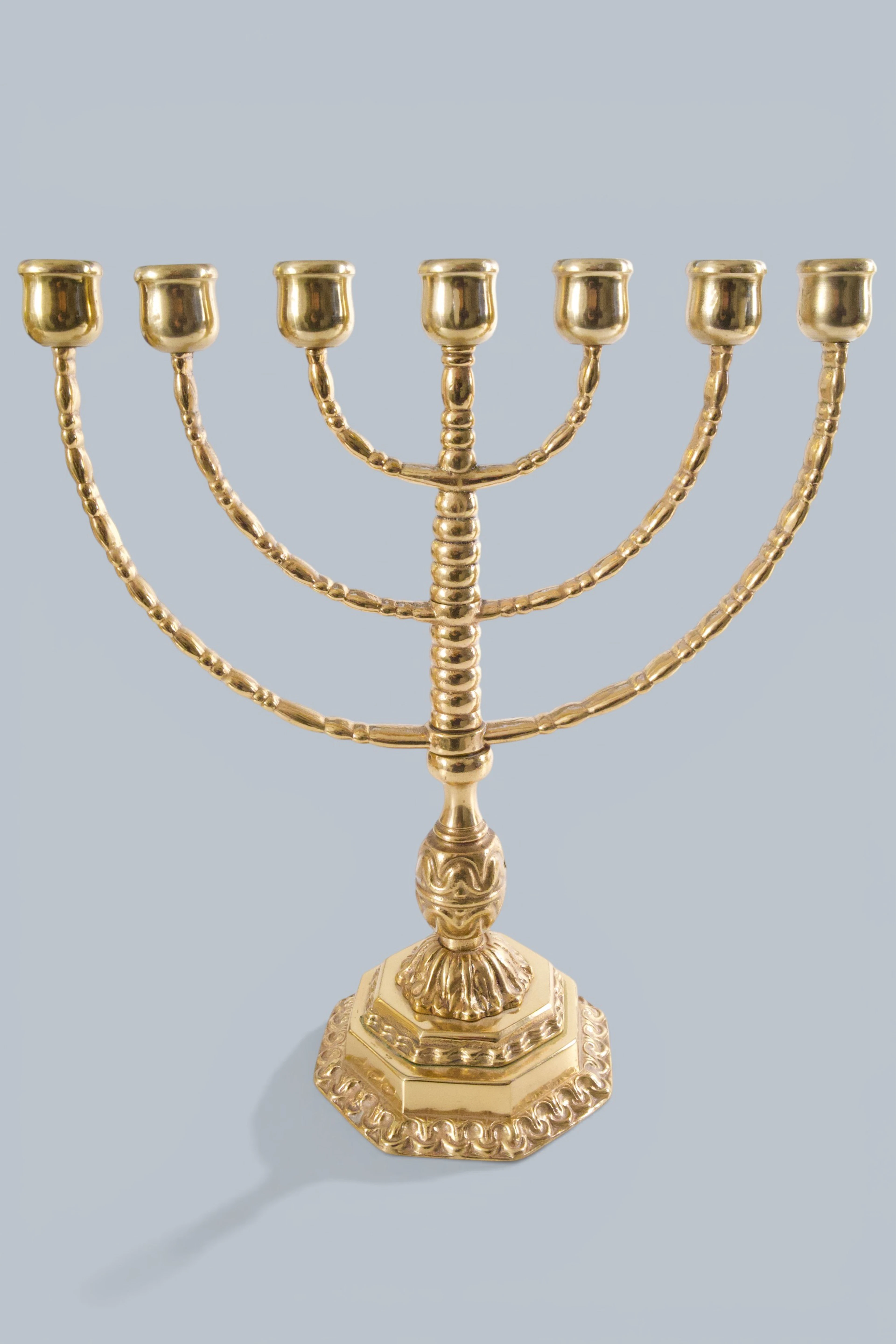 MENORA, 7-ARMAD LJUSSTAKE, MÄSSING, 1900-TAL