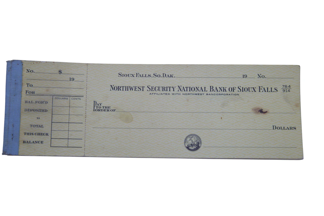 Vintage bank check Northwest National bank of Sioux falls.