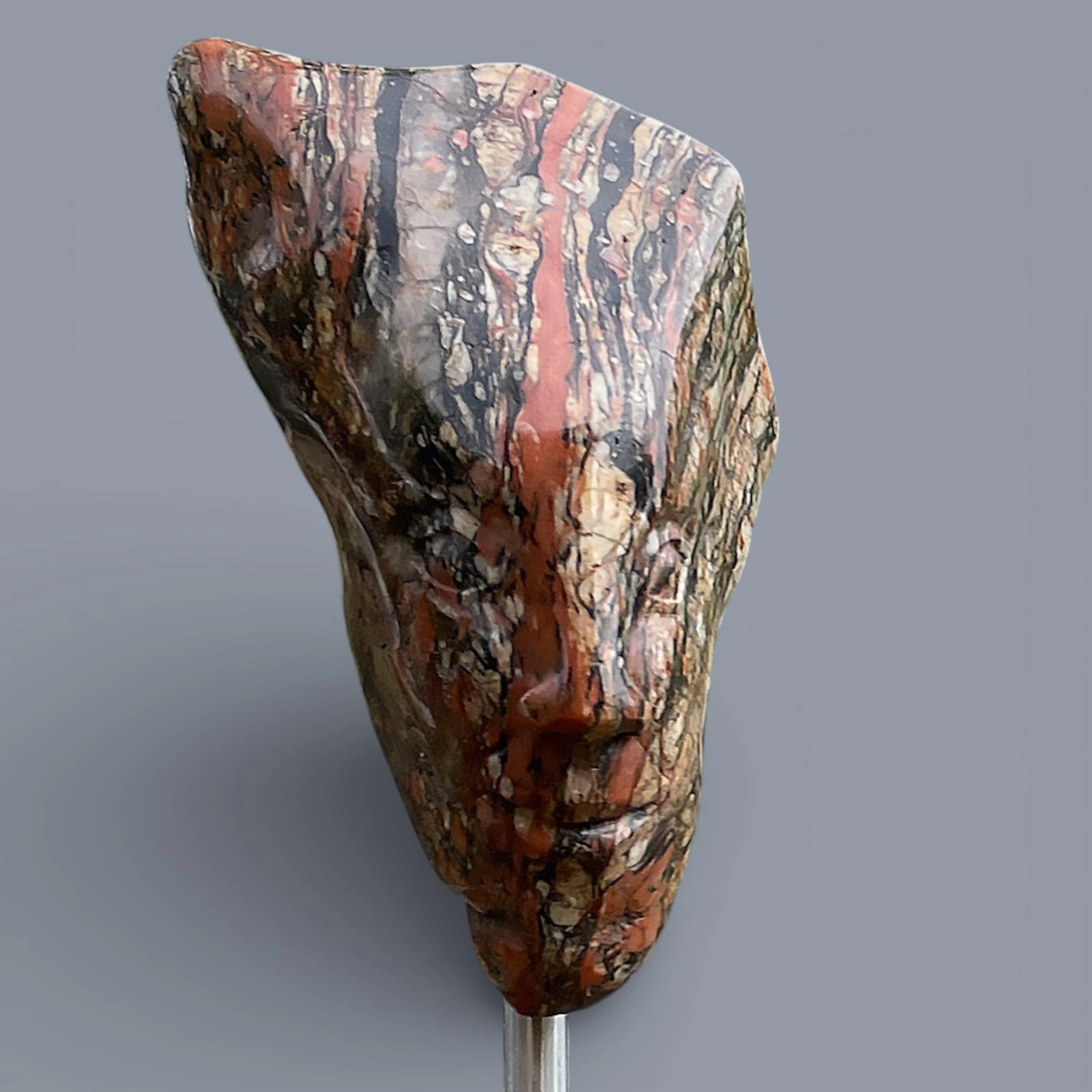 SYNNÖVE ÖREBJÖRK “Sitamun – Hämnaren”, stenskulptur, Sverige, samtida.