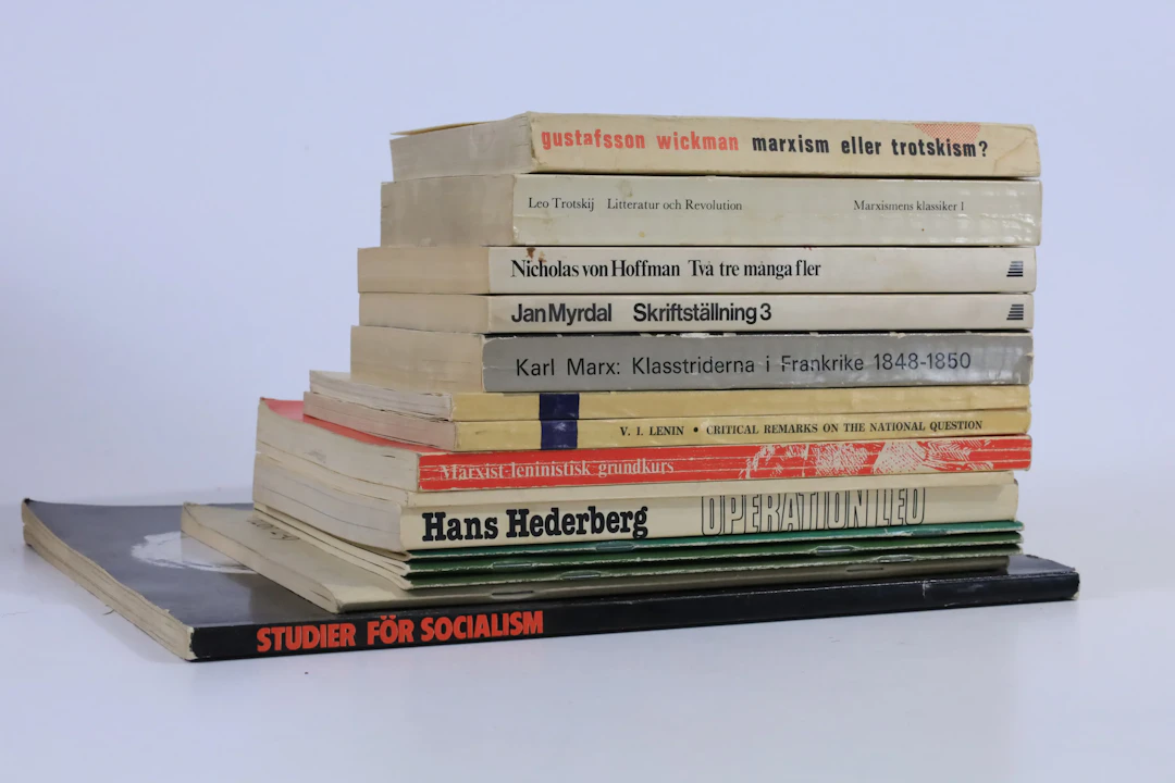 POLITISK LITTERATUR, cirka 15 delar, Marx, Lenin, Trotskij, Jan Myrdal