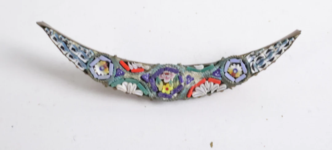 Antik mikromosaikbrosch, Italien, ca 1800-talets slut.