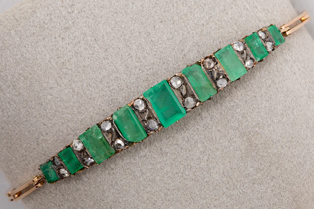 Antiek bracelet in roos goud (14 karaat) bezet met smaragd en diamant