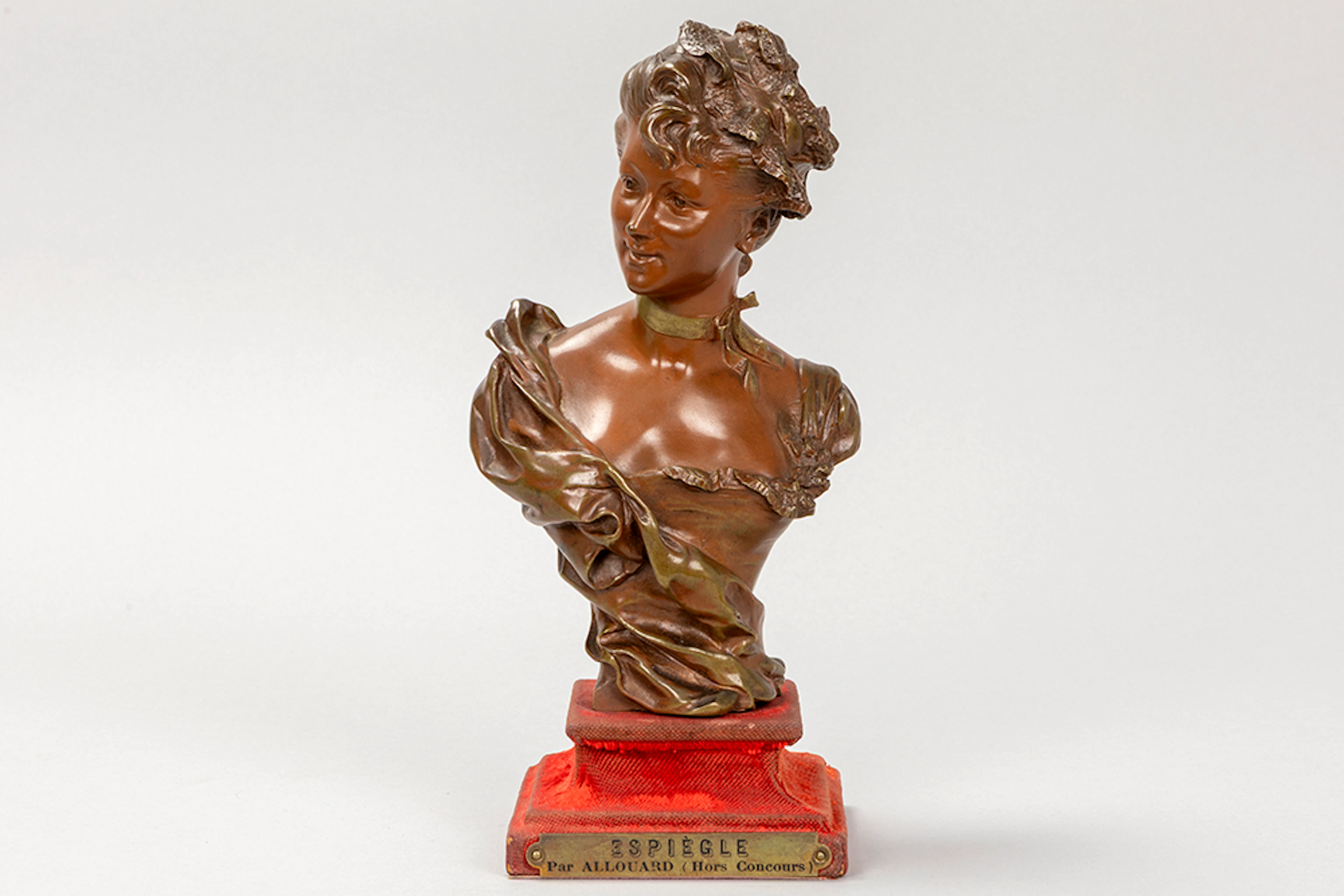 ALLOUARD HENRI-ÉMILE (1844 - 1929) kleine sculptuur in brons : "Buste