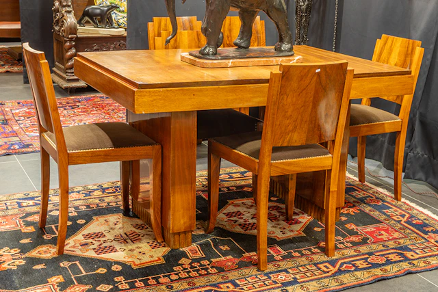 Art Deco-set in palissander en notelaar bestaande uit een tafel met