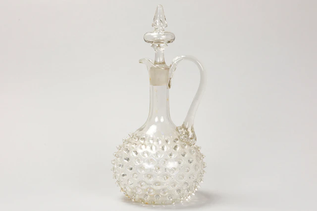 Antieke Luikse karaf in kleurloos glas - hoogte : 30 cm / antique