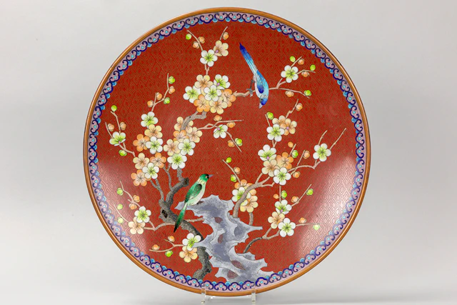 Japanse schaal in cloisonné met vogel- en bloesemdecor - diameter