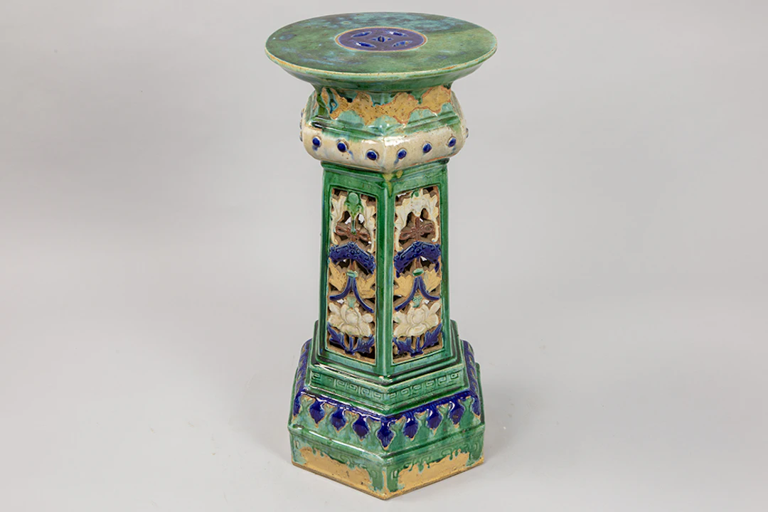 Chinese piédestalle in geglazuurde keramiek - hoogte : 73 cm / Chinese