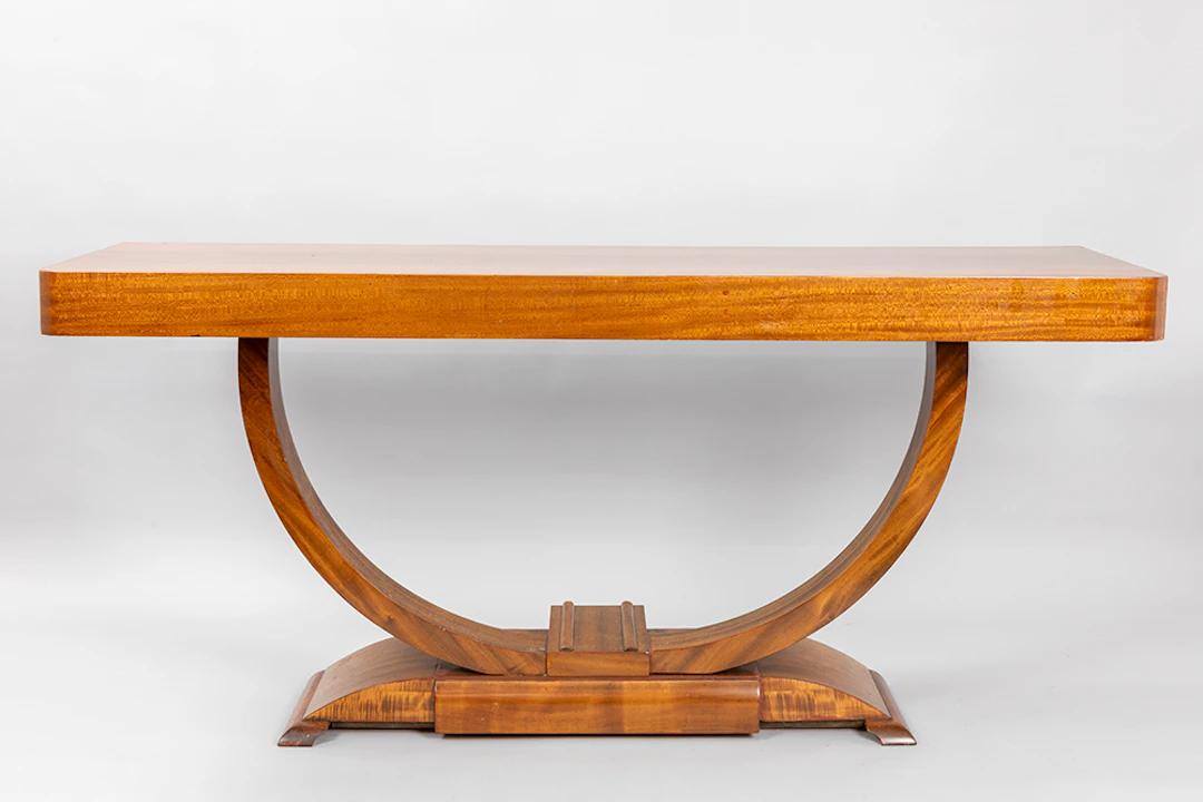 Elegante Art Deco console in notelaar met typische liervorm - ca 1925