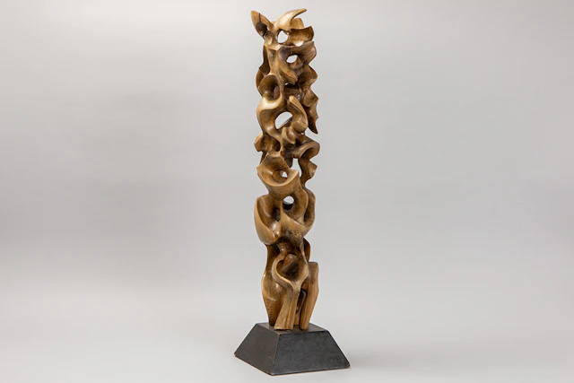 CHRISTENSEN STEFFEN (° 1941) sculptuur in hout : "Totem" - hoogte