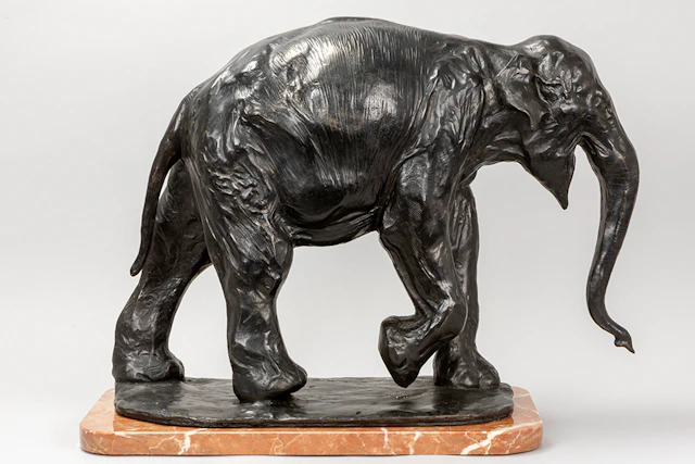 BUGATTI REMBRANDT (1885 - 1916) sculptuur in donker gepatineerde brons