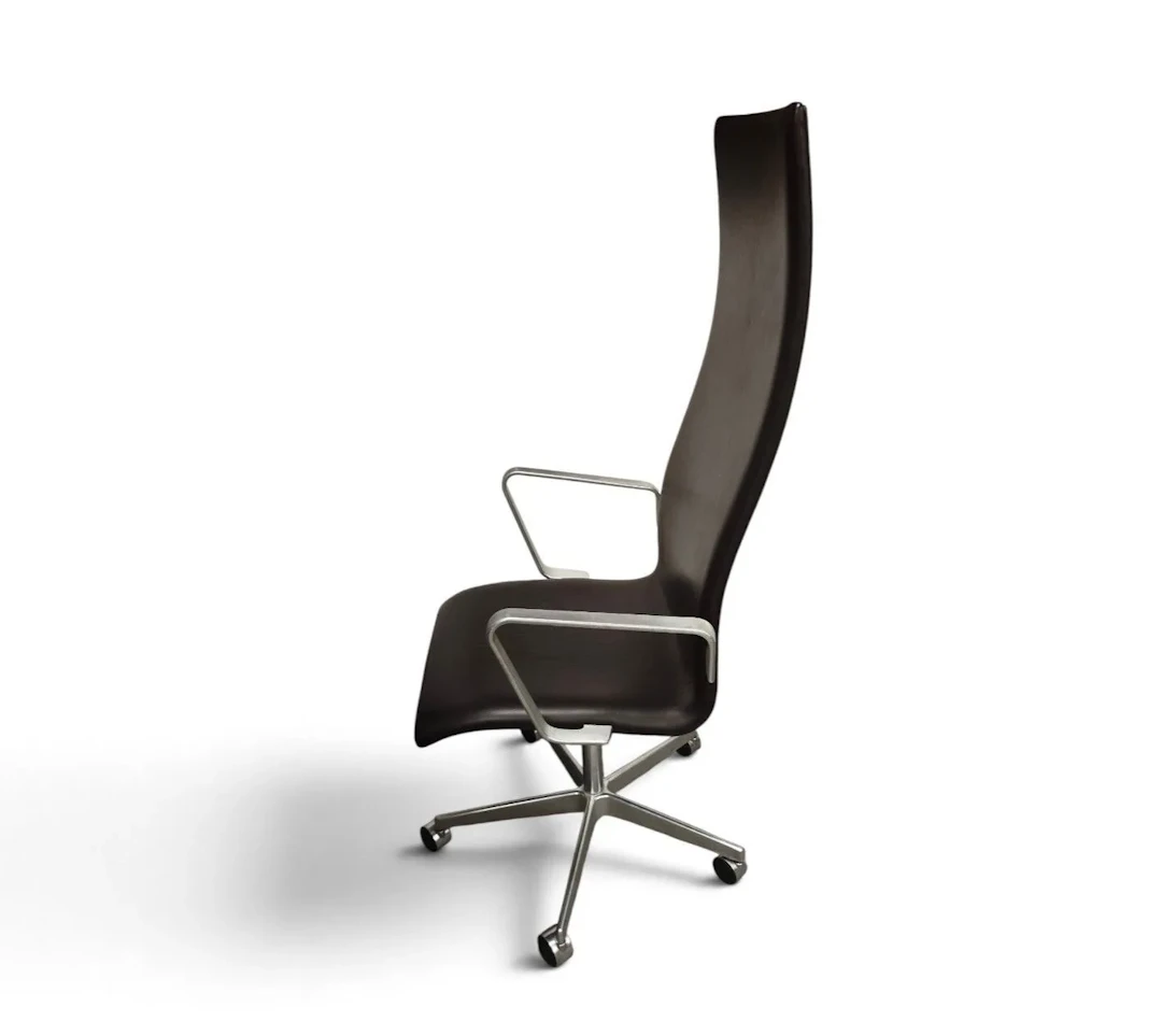 ARNE JACOBSEN (1902-1971) – FRITZ HANSEN - Lot 159