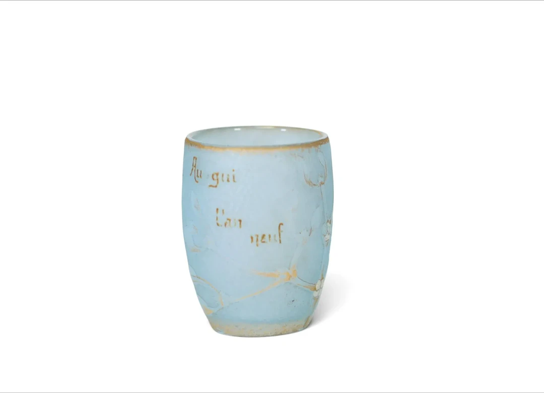 DAUM NANCY — “Au gui l’an neuf” — Barrel-shaped goblet in pa - Lot 66