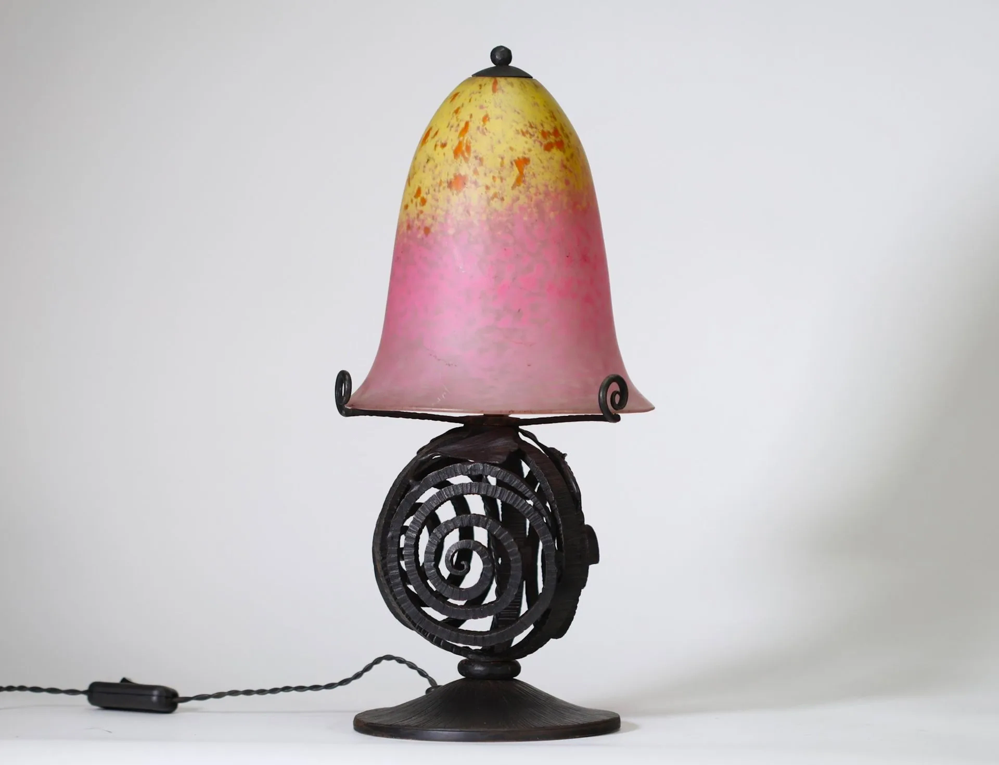 CHARLES SCHNEIDER – LAMPE DE TABLE ART NOUVEAU, VERS 1910-19 - Lot 84