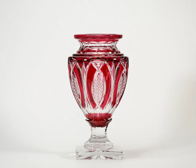 VAL SAINT-LAMBERT – “Jupiter” Model – Large vase on a pedest - Lot 79