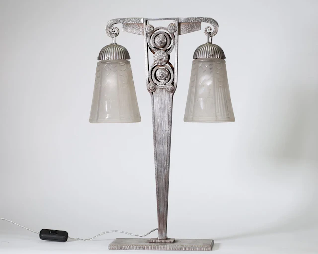 MULLER FRÈRES LUNÉVILLE – IMPORTANT ART DECO TABLE LAMP WITH - Lot 85