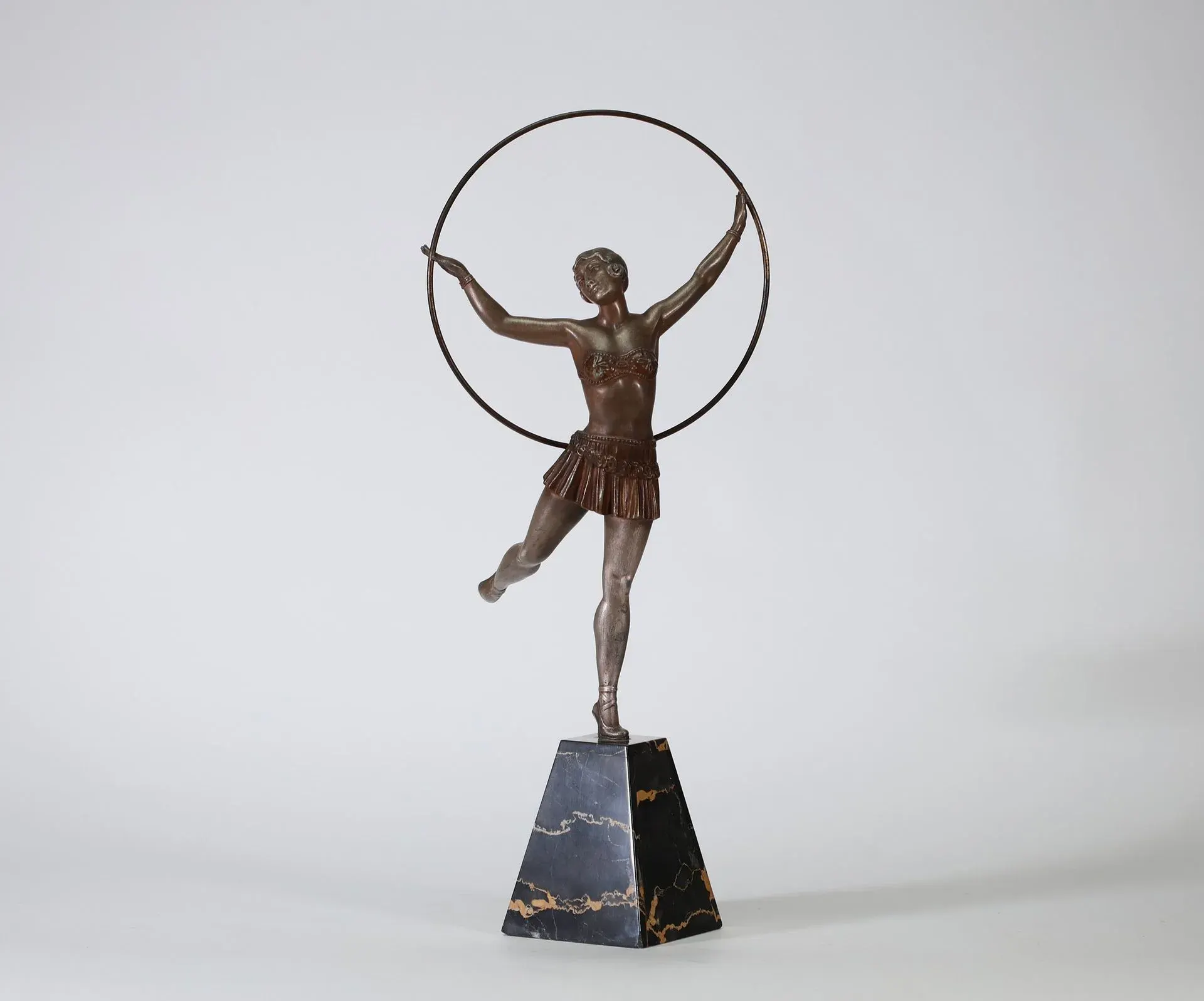 LIMOUSIN – DANCER WITH A HOOP, ART DECO SCULPTURE, CIRCA 193 - Lot 87