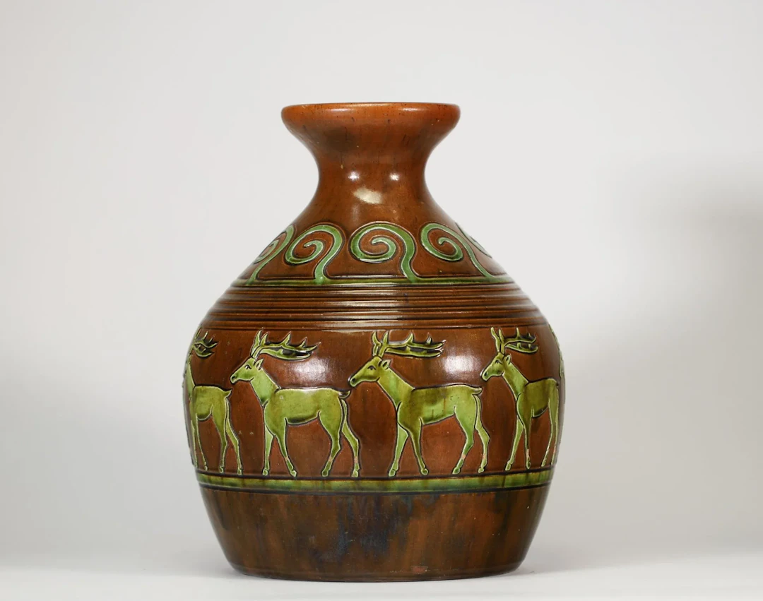 PIERRE-JOSEPH LAIGNEIL (1870–1950) – Poterie Flamande, Court - Lot 94