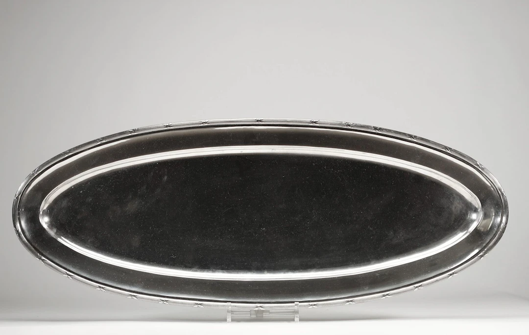BACHRUCH A. SUCC., BUDAPEST – Grand plat de service à poisso - Lot 53