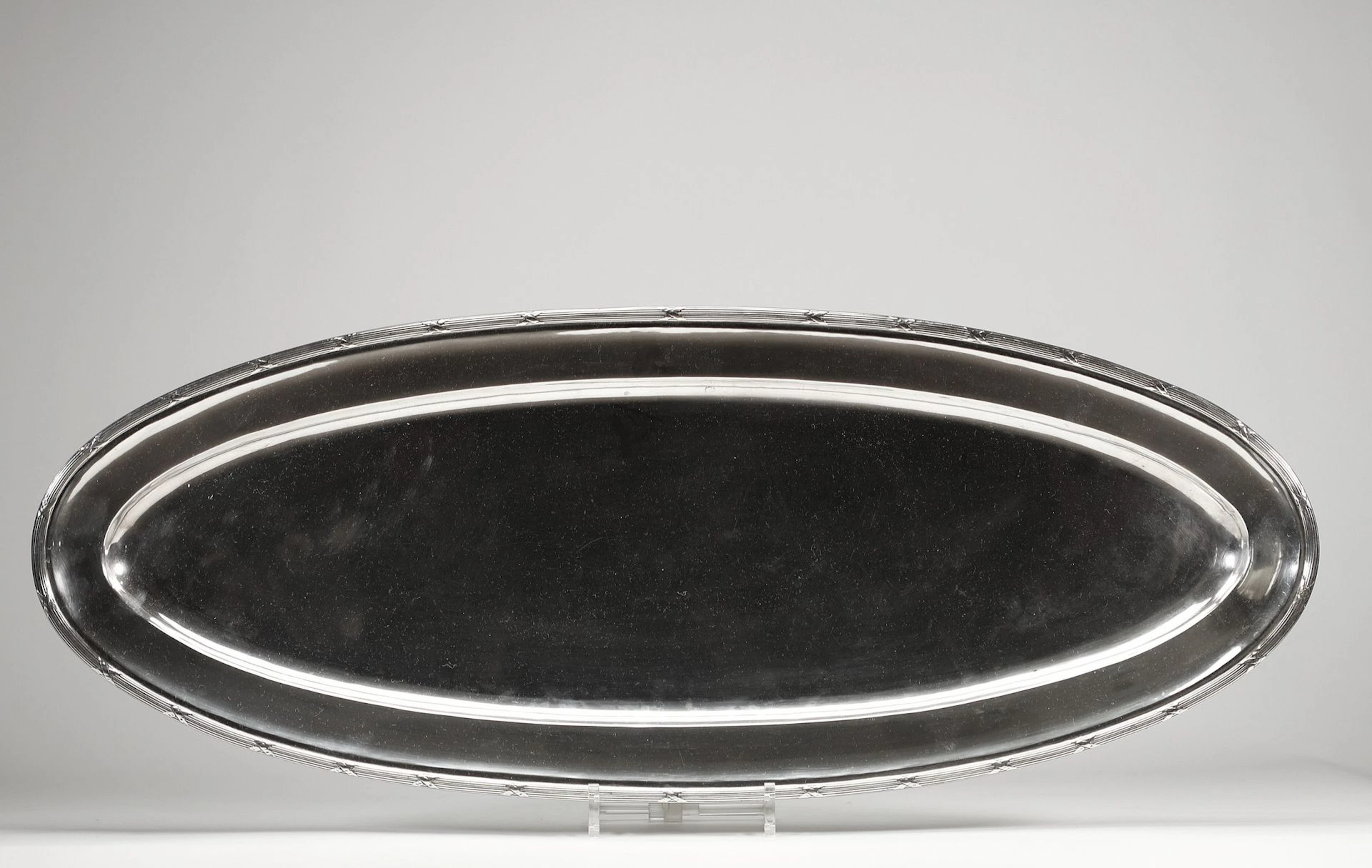 BACHRUCH A. SUCC., BUDAPEST – Grand plat de service à poisso - Lot 53