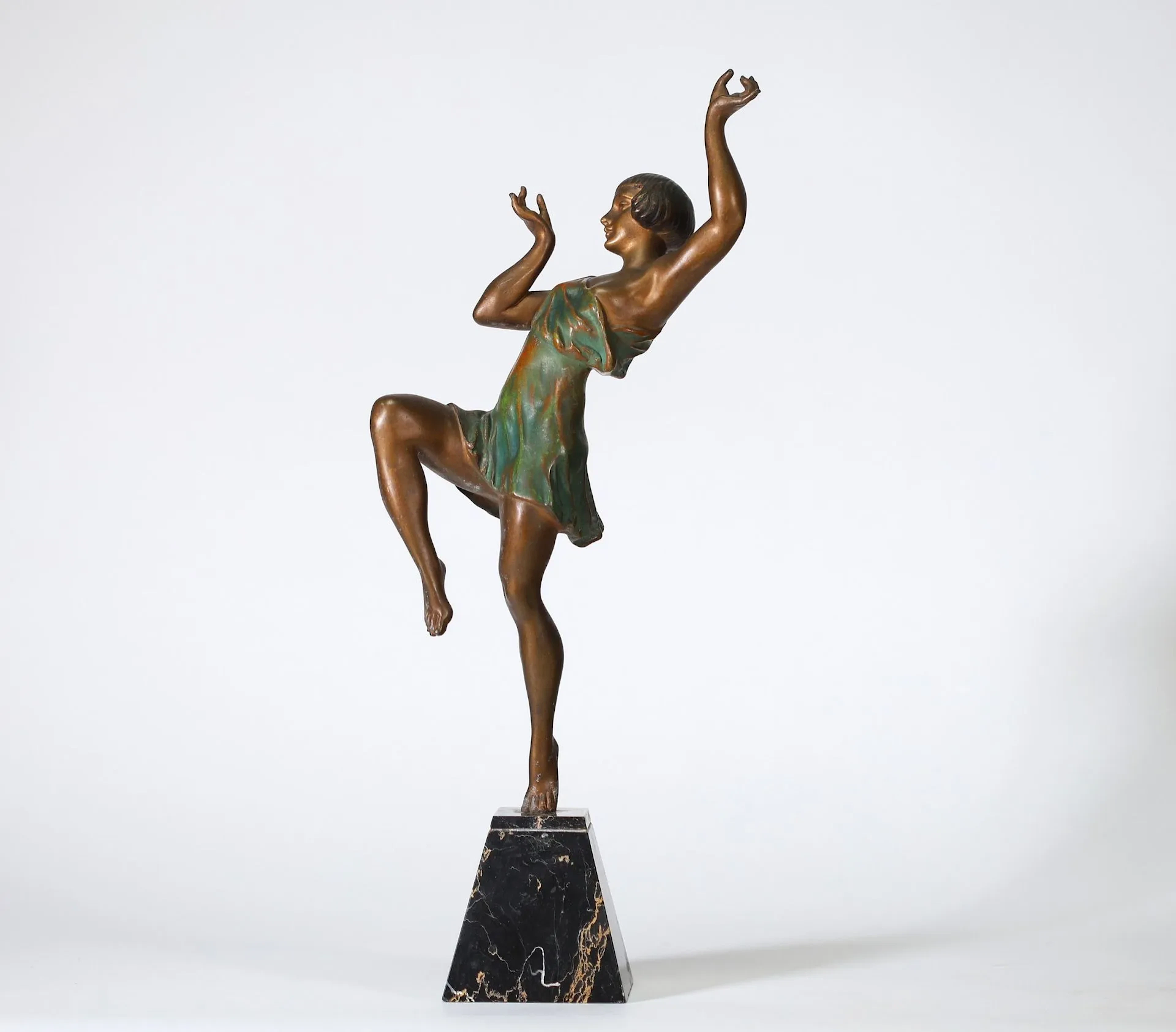 DANSEUSE ART DÉCO – VERS 1930 Sculpture en régule à patine p - Lot 91