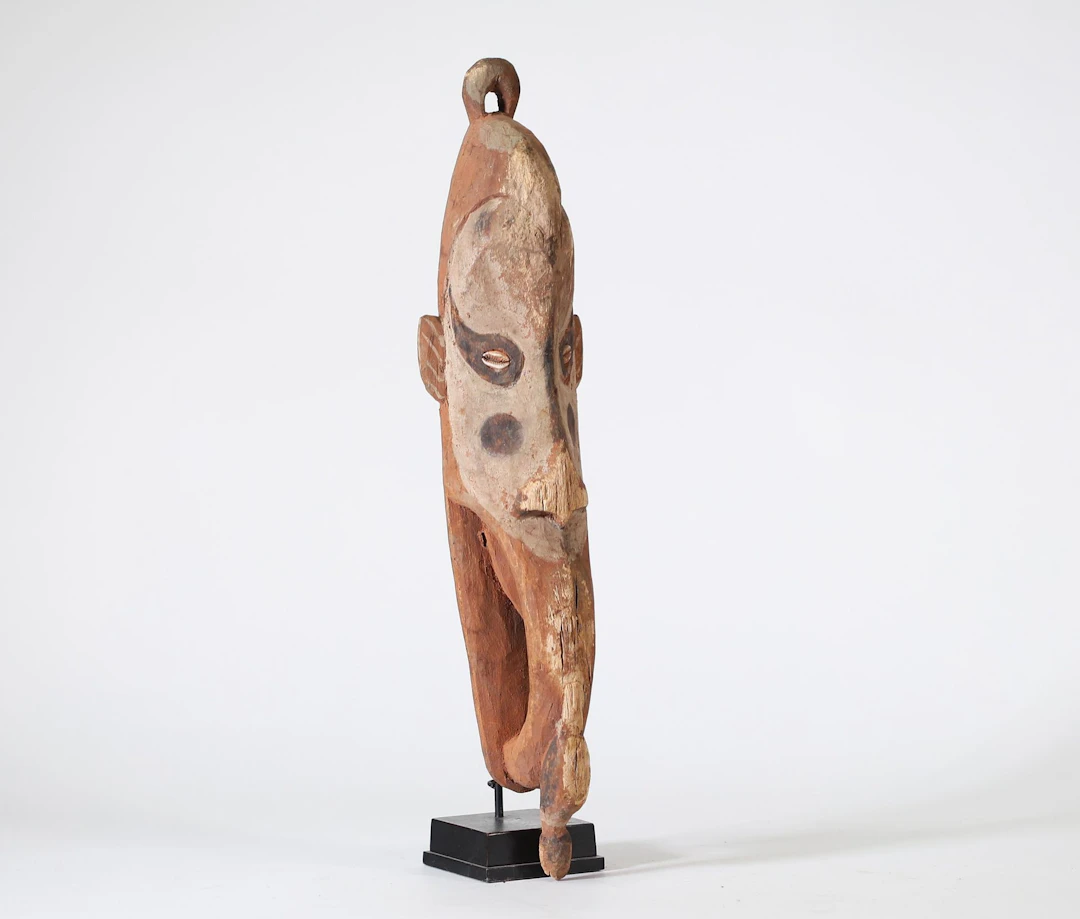 Figure de culte « Yena » - Lot 260
