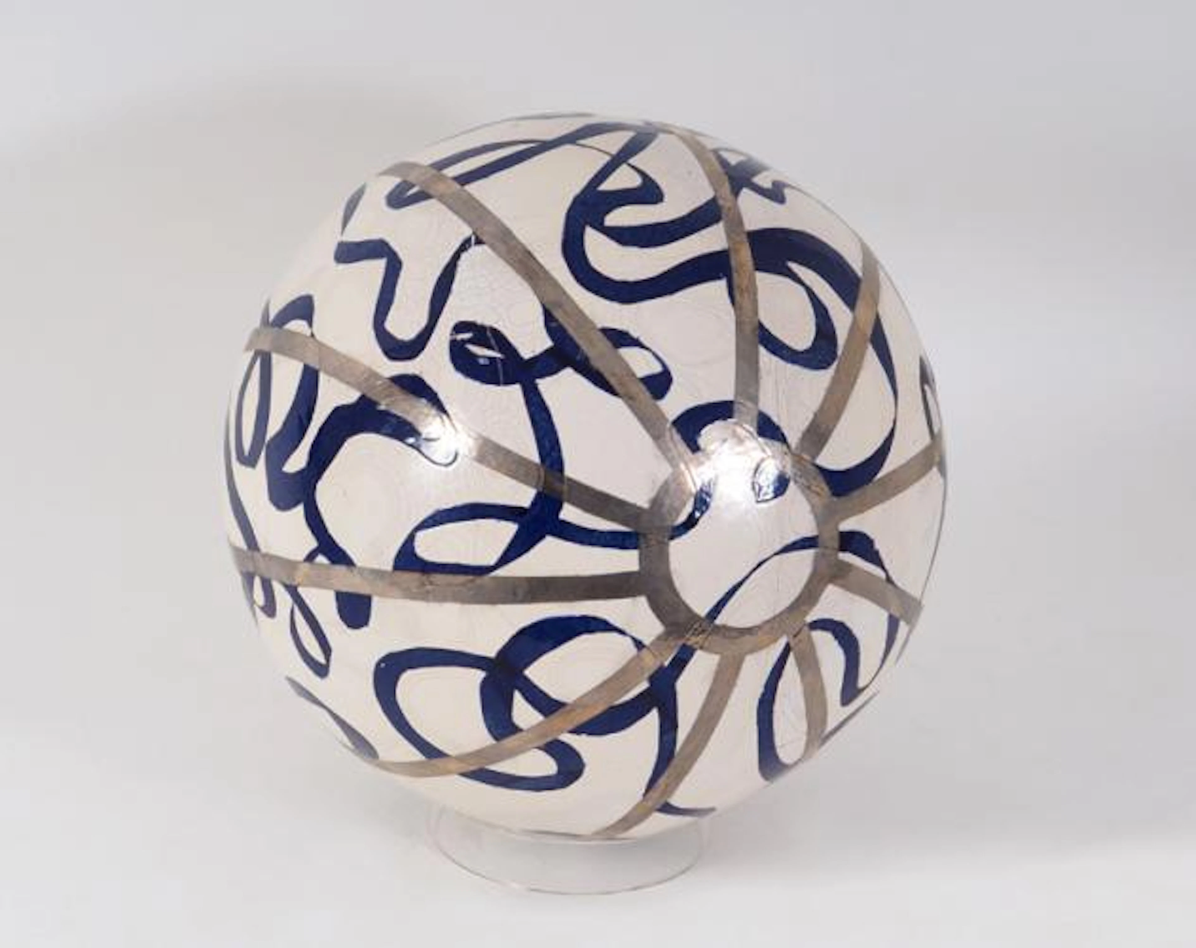 Nina Ahlers - Kugel - silber und blau
