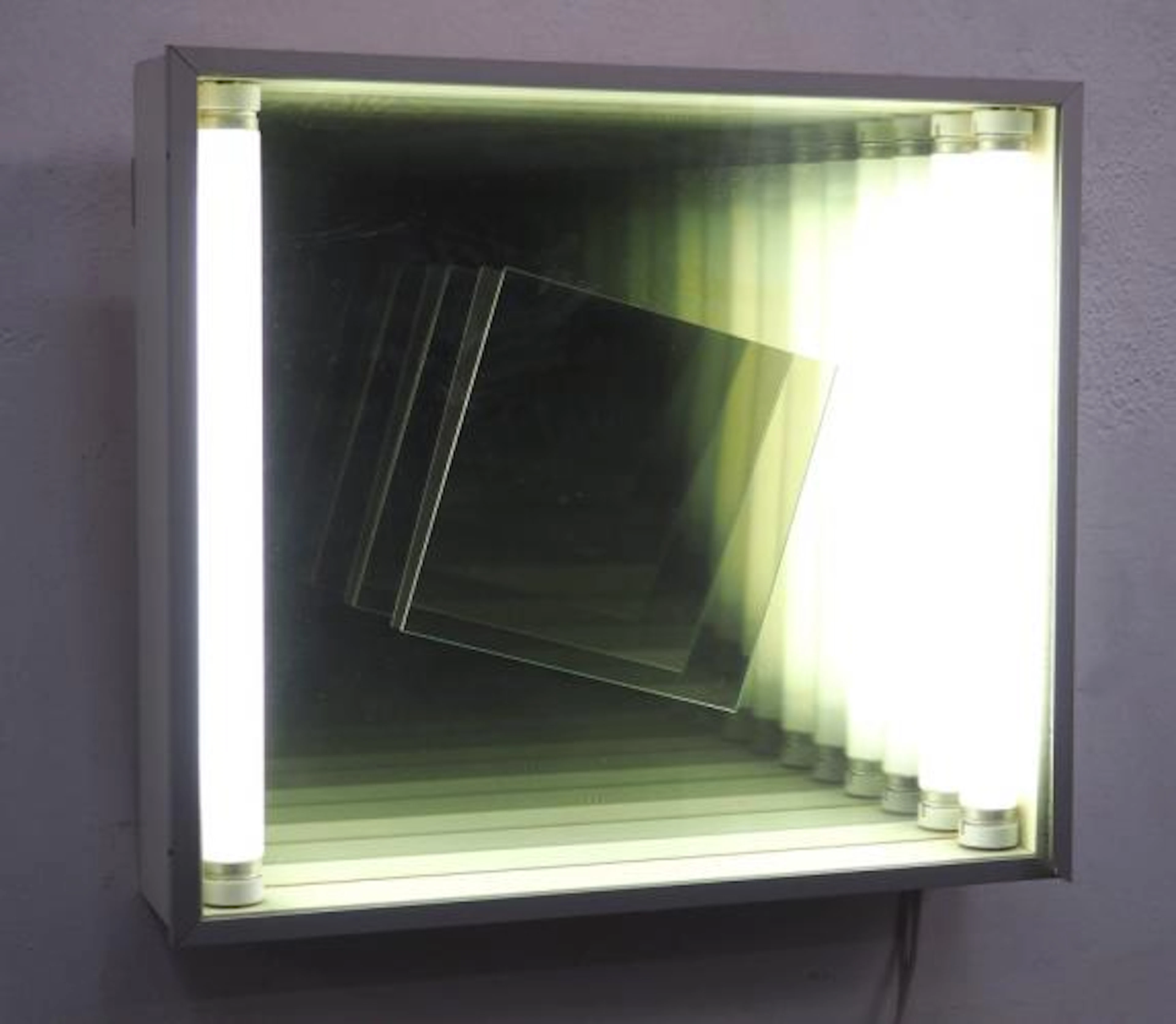 Christian Megert - Kinetisches Licht-Raumobjekt Kinetic light-space object