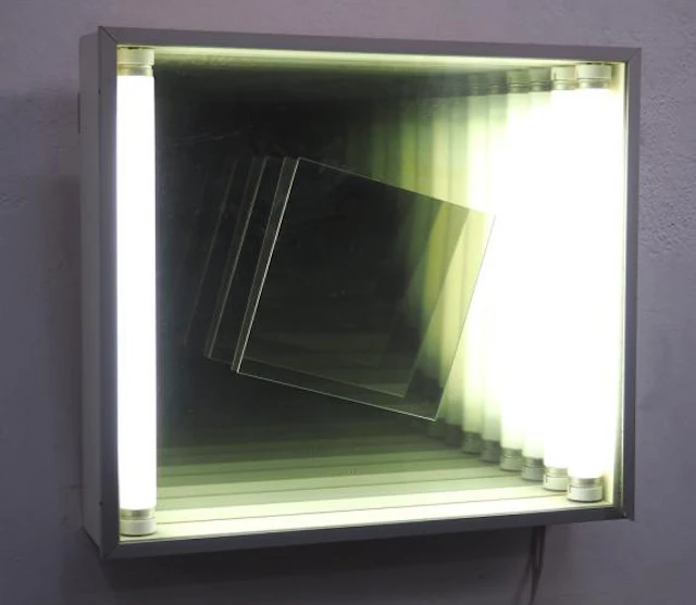 Christian Megert - Kinetisches Licht-Raumobjekt Kinetic light-space object
