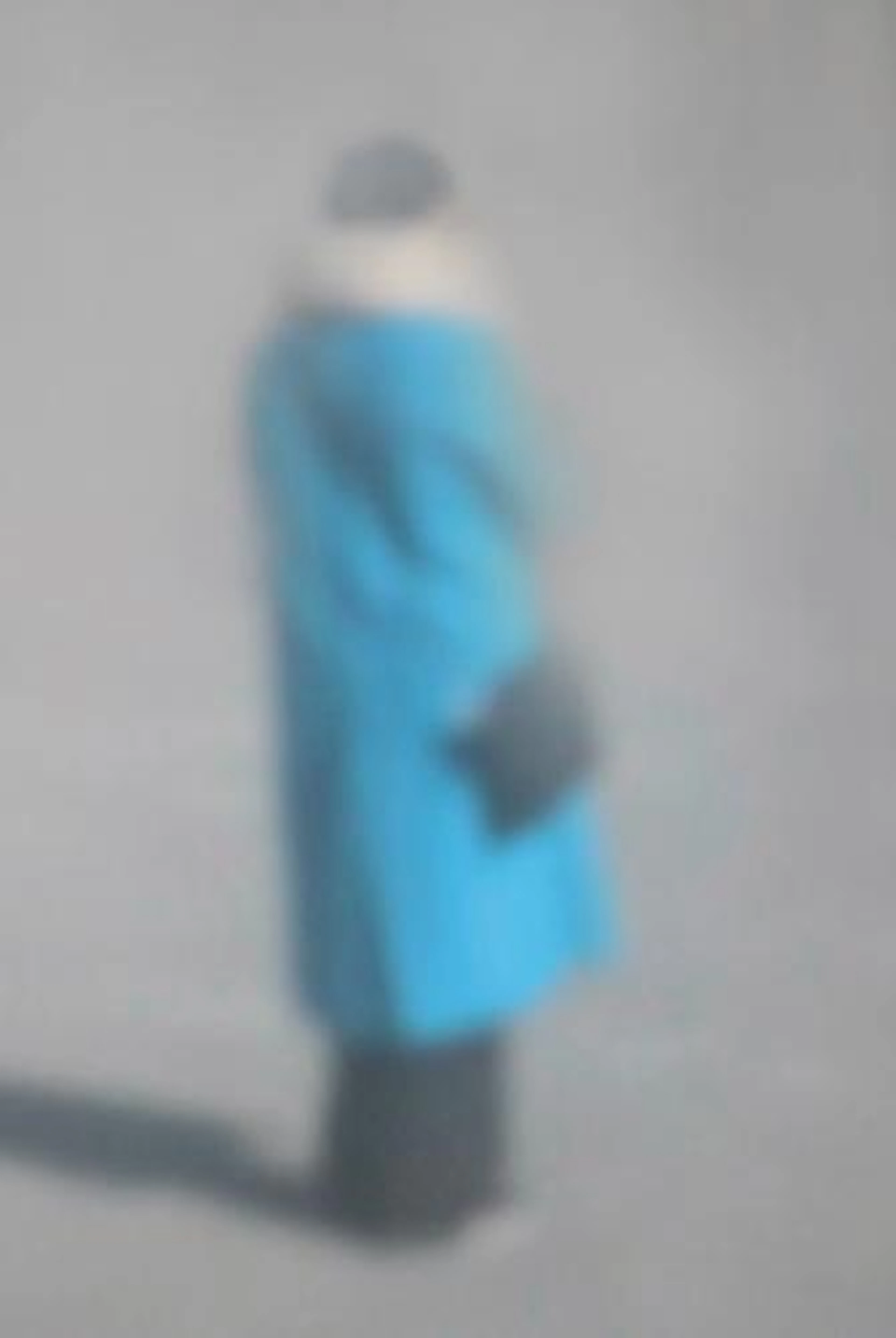Martin Streit - Figur im blauen Mantel Figure in blue coat