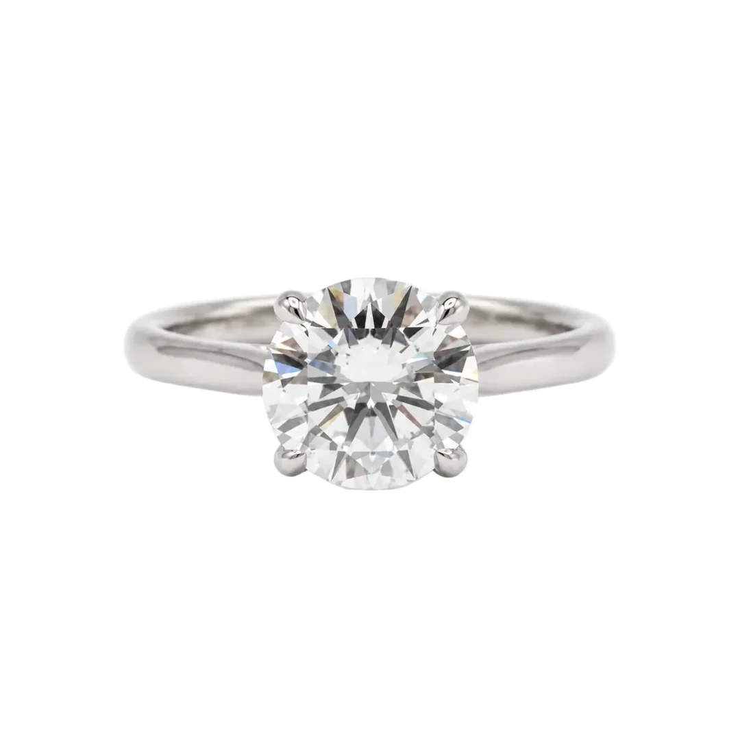 White Gold Solitaire Ring with Diamond