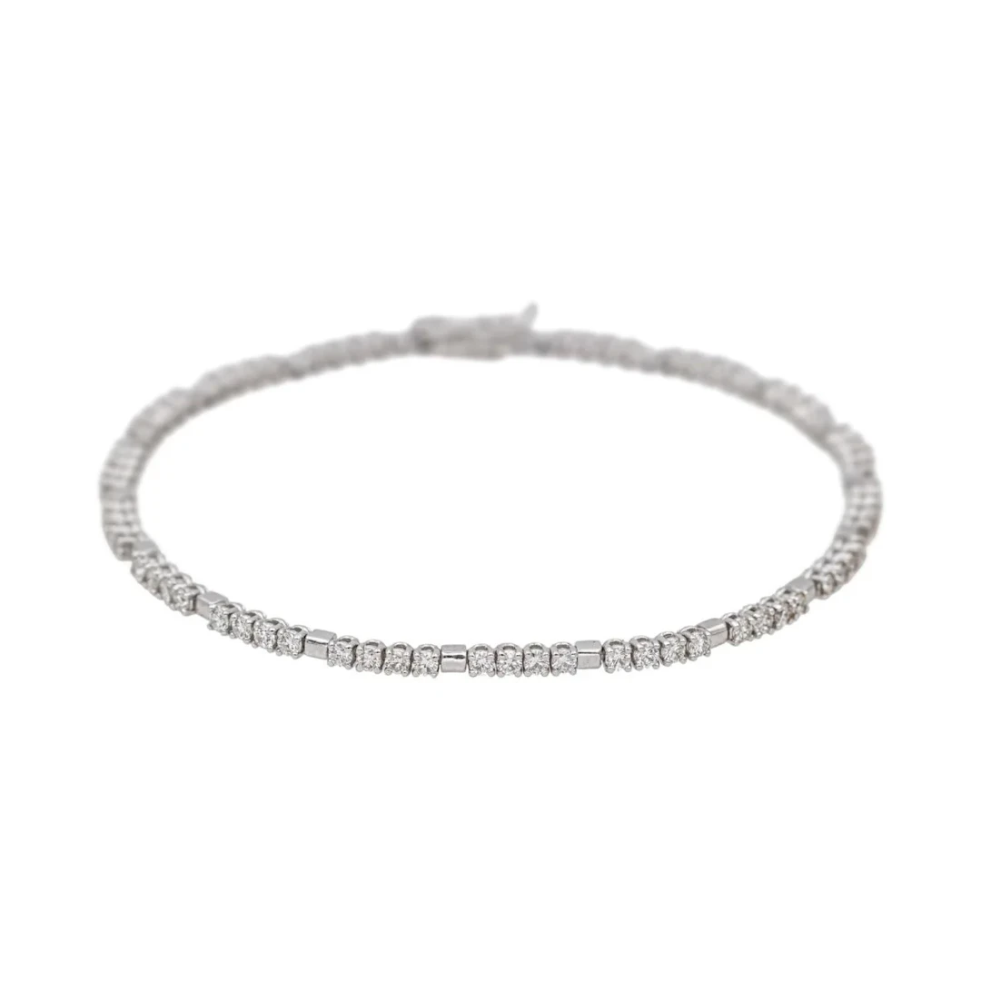 Ligne bracelet in white gold and diamonds