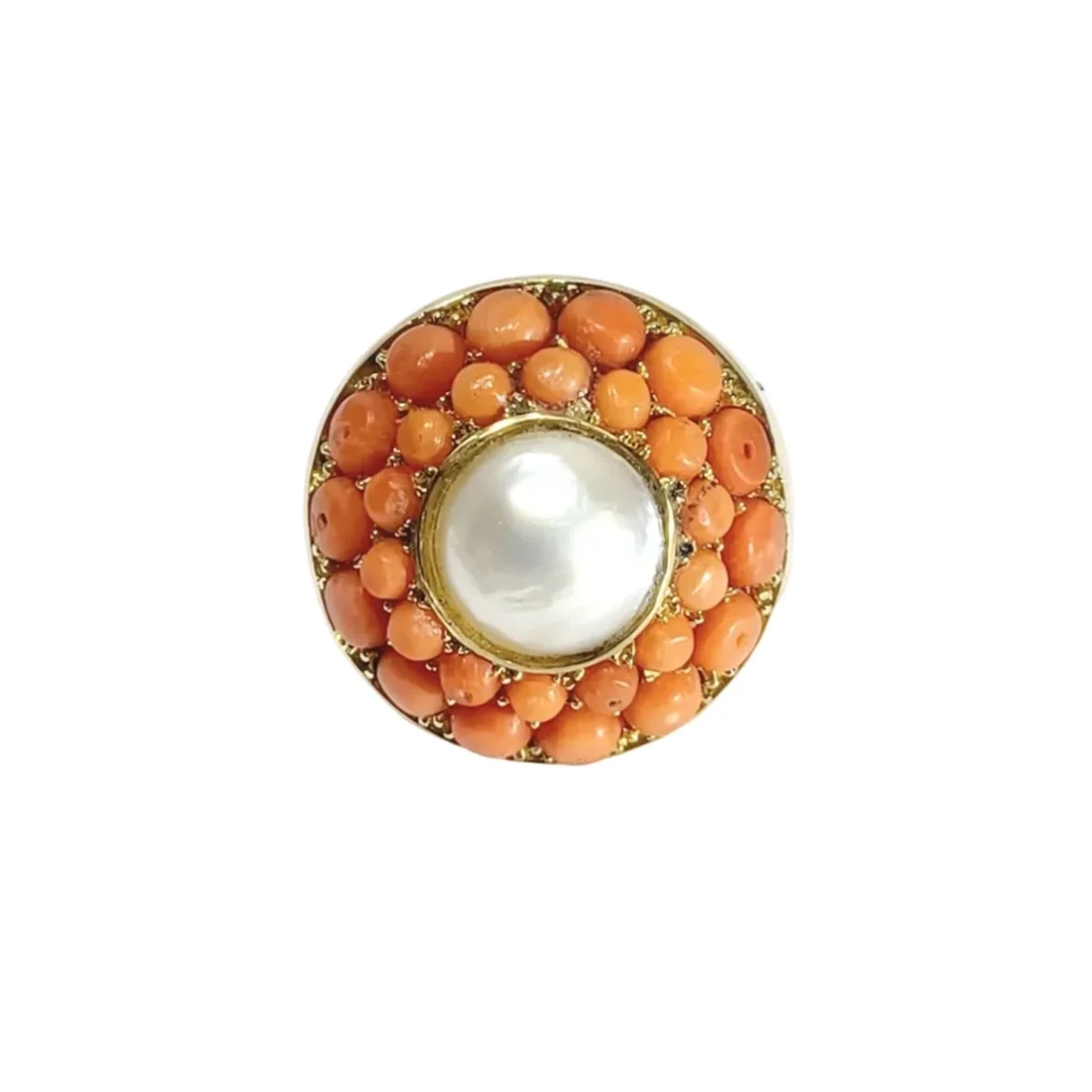 Dome ring in yellow gold, pearl and coral